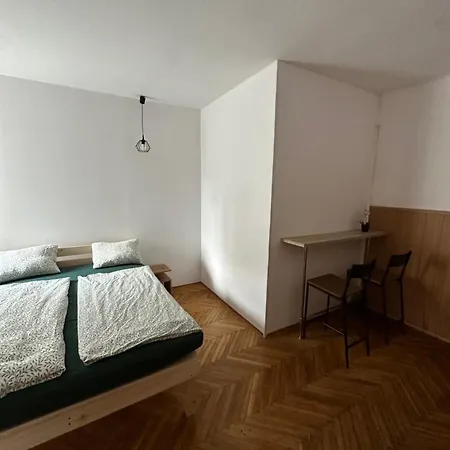 Rooms In City Center Krakow-2